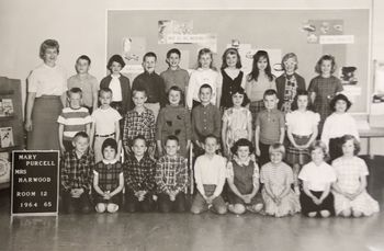 Cindy Omdal Brune in second-grade class photo at Mary Purcell Elementary School.